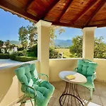 Beachfront Justrelax With Private Pool By Dadovillas Villa