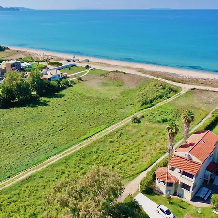 Beachfront Justrelax With Private Pool By Dadovillas Villa *