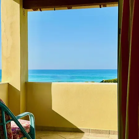 Beachfront Justrelax With Private Pool By Dadovillas Villa