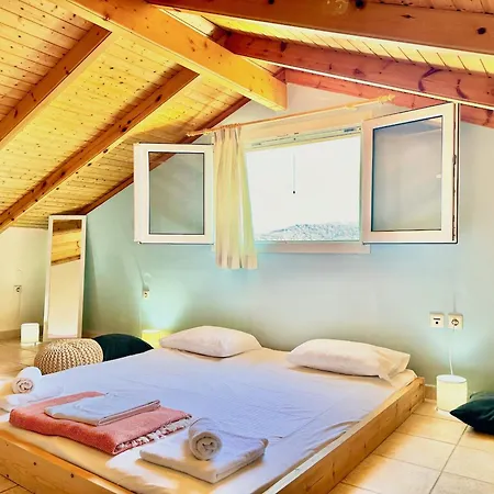 Beachfront Justrelax With Private Pool By Dadovillas Villa *