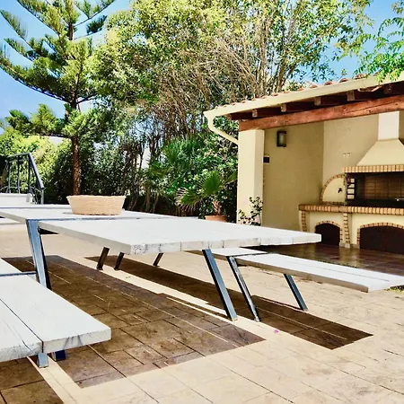 Beachfront Justrelax With Private Pool By Dadovillas